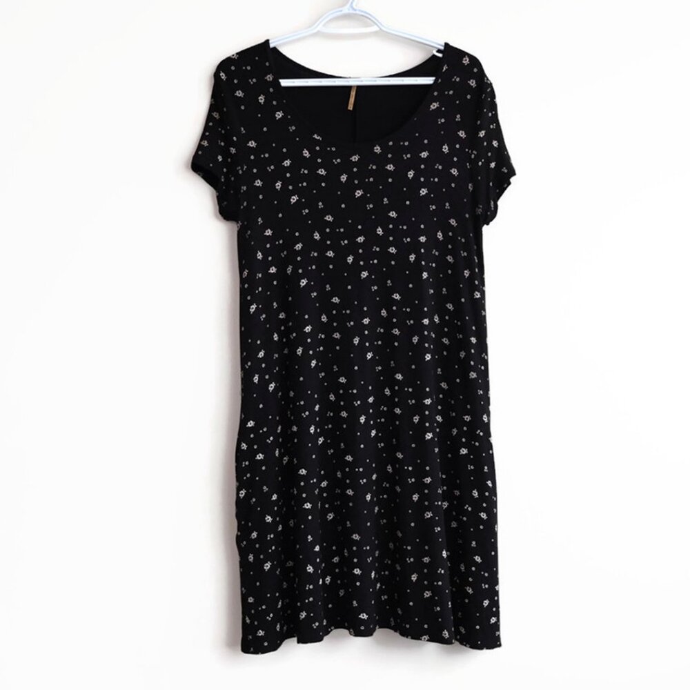 Size M - Black & Tan Dress with Pockets - Lots of Stretch